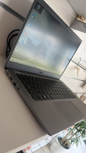 Lenovo IdeaPad 3 15ALC6 – AMD Ryzen 5 5500U | 8 GB RAM | 240 GB SSD | 15,6″ | Windows 11 Home