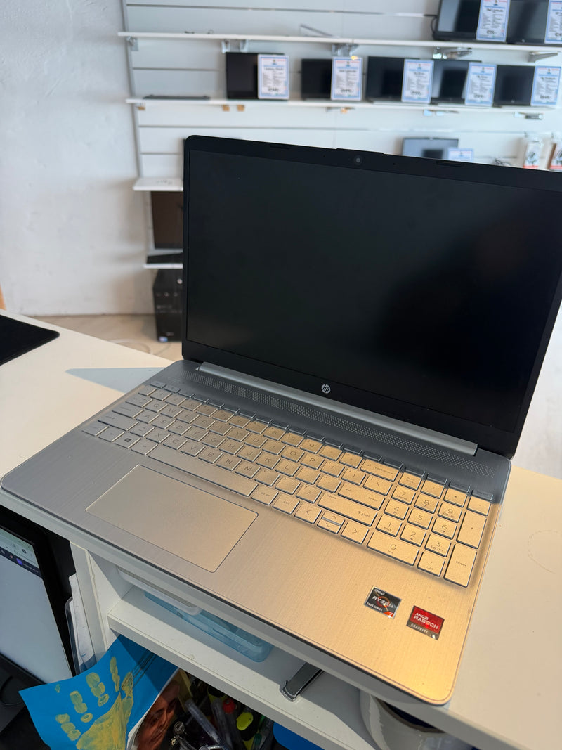 HP 15s | Ryzen 7 | 16GB | 512GB SSD | 15,6″ Full HD