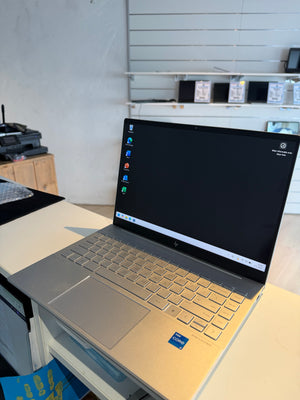HP ENVY 14-eb0565nd – Intel Core i5-1135G7 | 8 GB RAM | 512 GB SSD | 14″ | Windows 11 Home