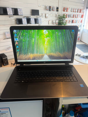 HP Pavilion | Intel Core i5 | 8GB RAM | 240GB SSD | 17,3