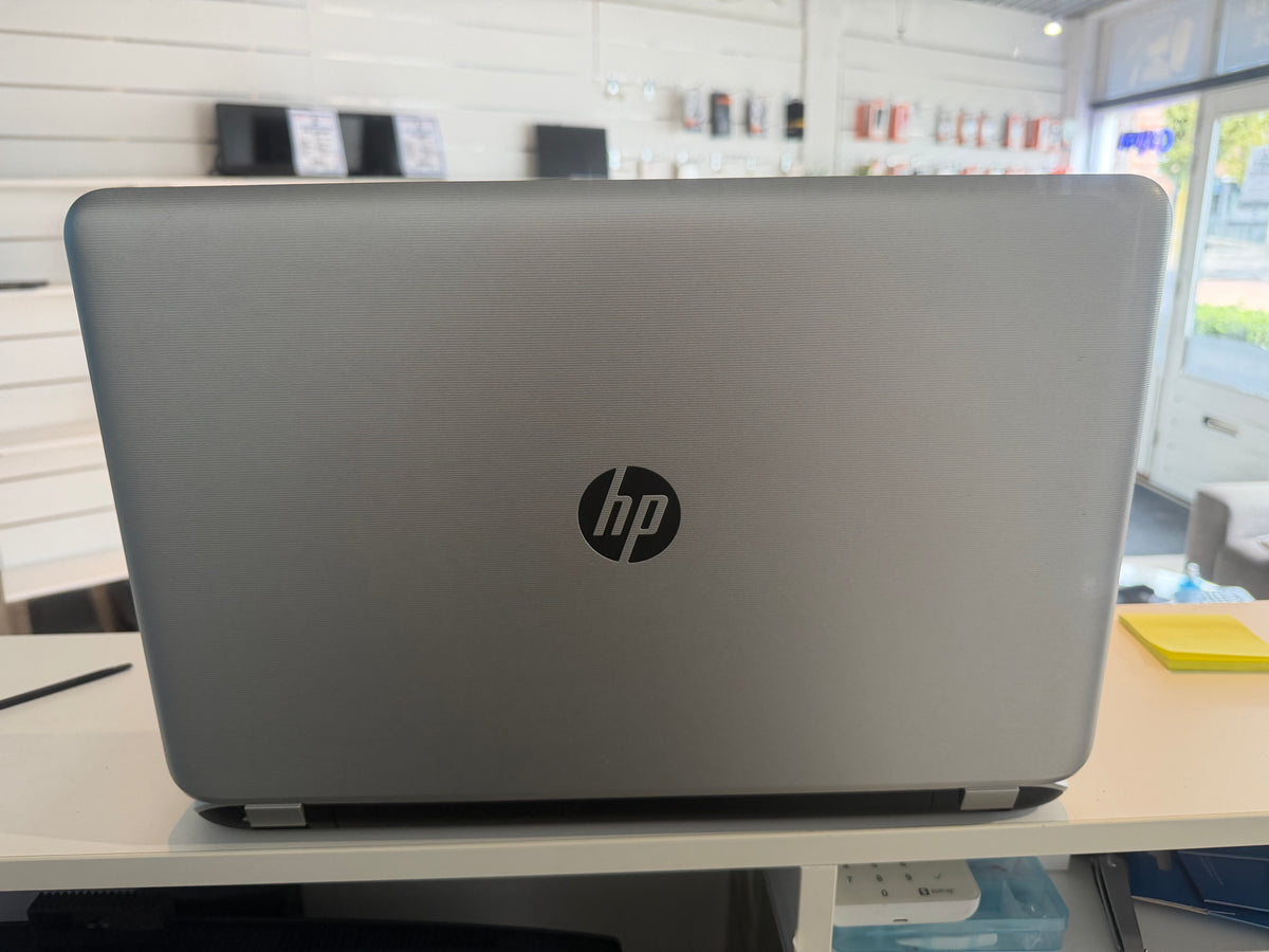 HP Pavilion | Intel Core i5 | 8GB RAM | 240GB SSD | 17,3