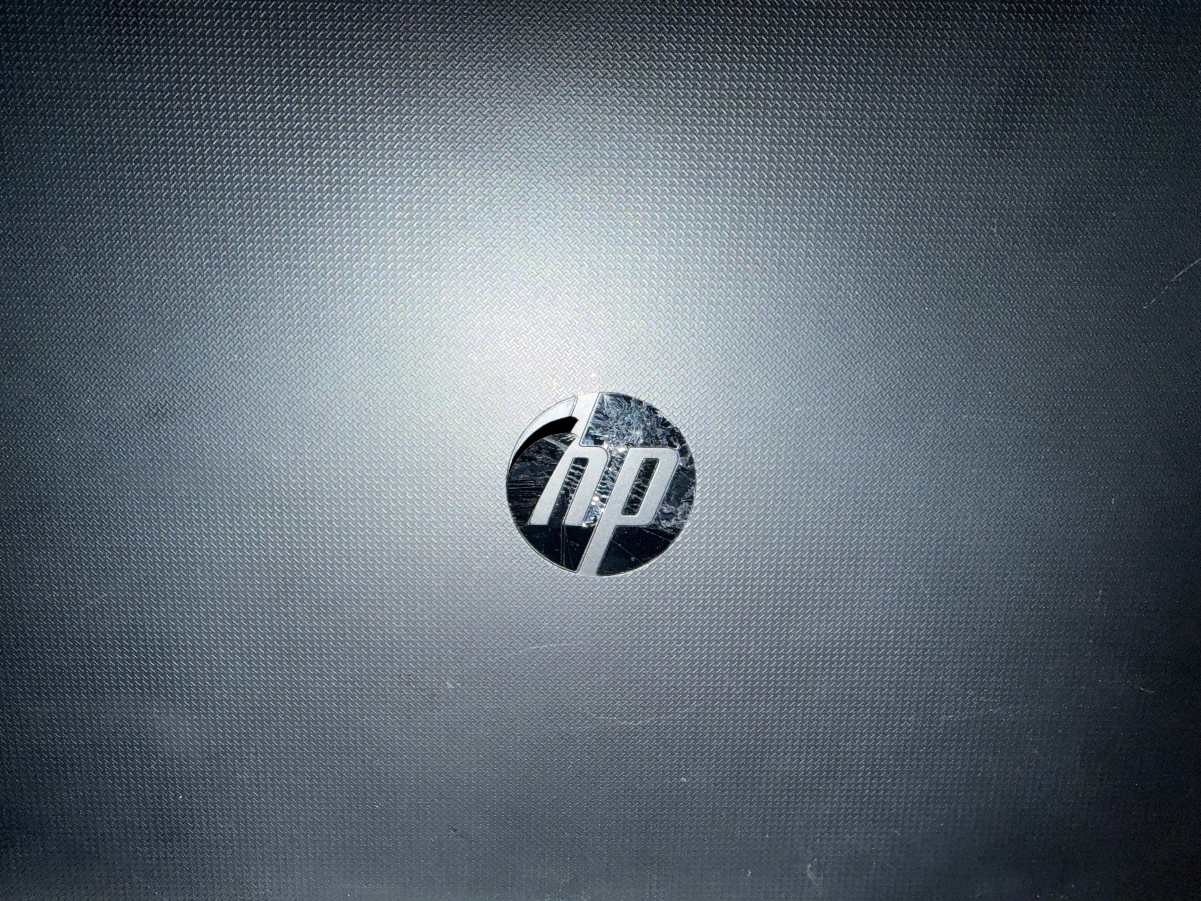 HP 14-bp012nd – 8 GB RAM | 120 GB SSD | 14″ | Windows 11 Pro