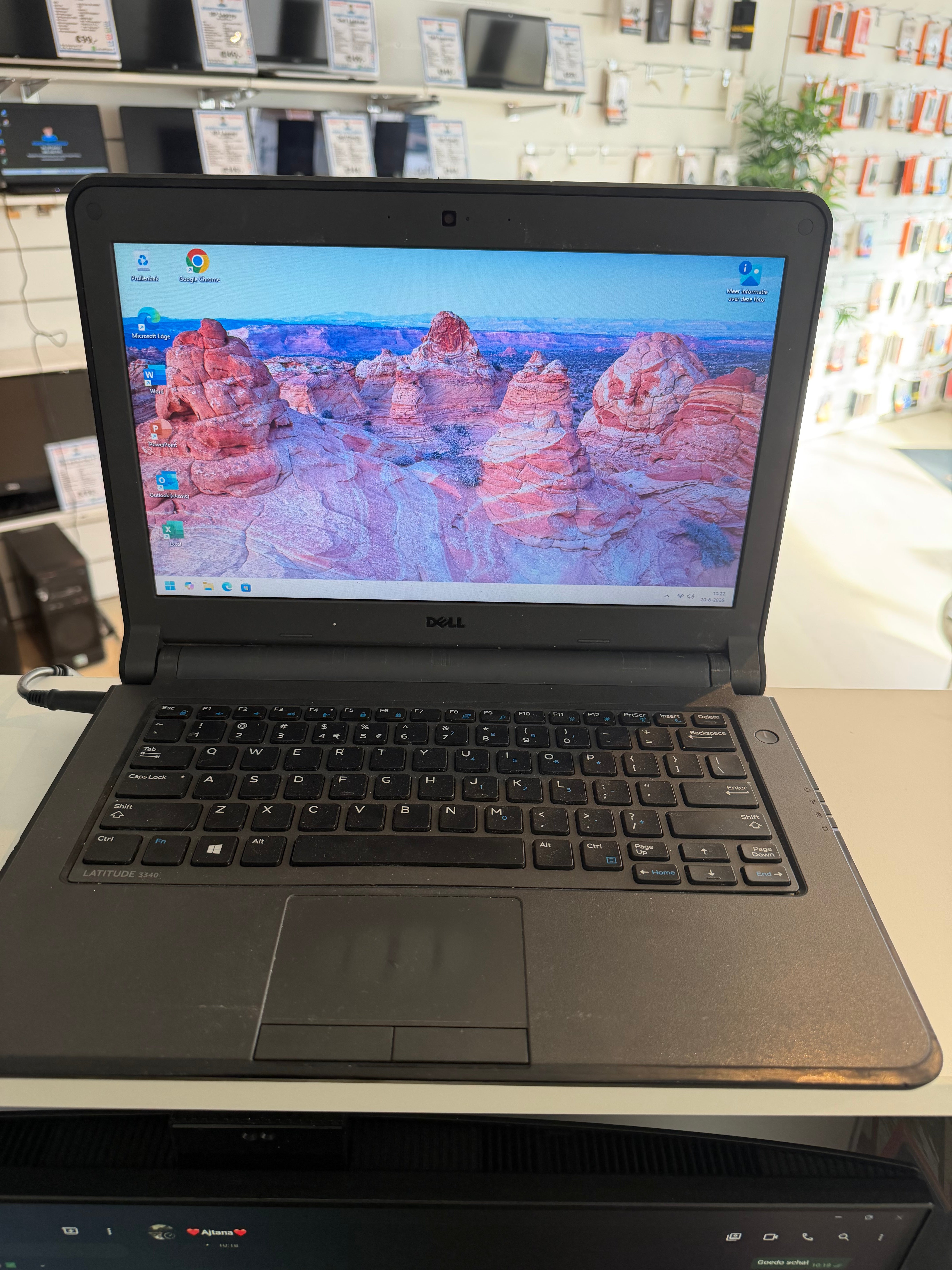 Dell Latitude 3340 – ACCU DEFECT | Intel Core i3-4010U | 12 GB RAM | 120 GB SSD | 13,3″ | Windows 11 Pro