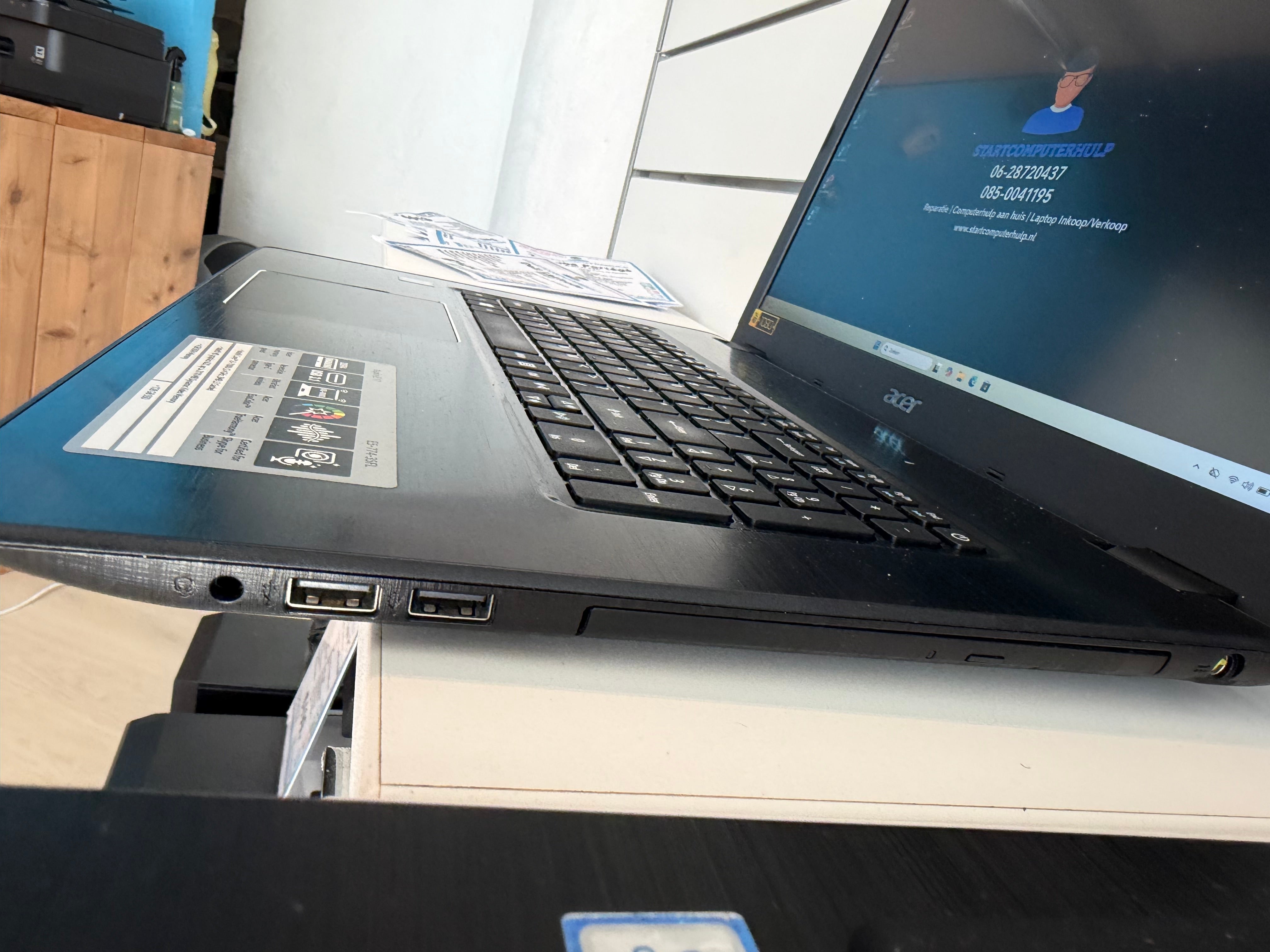 Acer Aspire E5 | 17,3″ Full HD | Intel Core i3 | 128 GB SSD + 1 TB HDD | Windows 11 Pro
