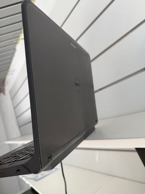Dell Latitude 3340 – ACCU DEFECT – | i3-4010U | 4 GB | 120 GB SSD | 13,3″ HD | Windows 11 Pro