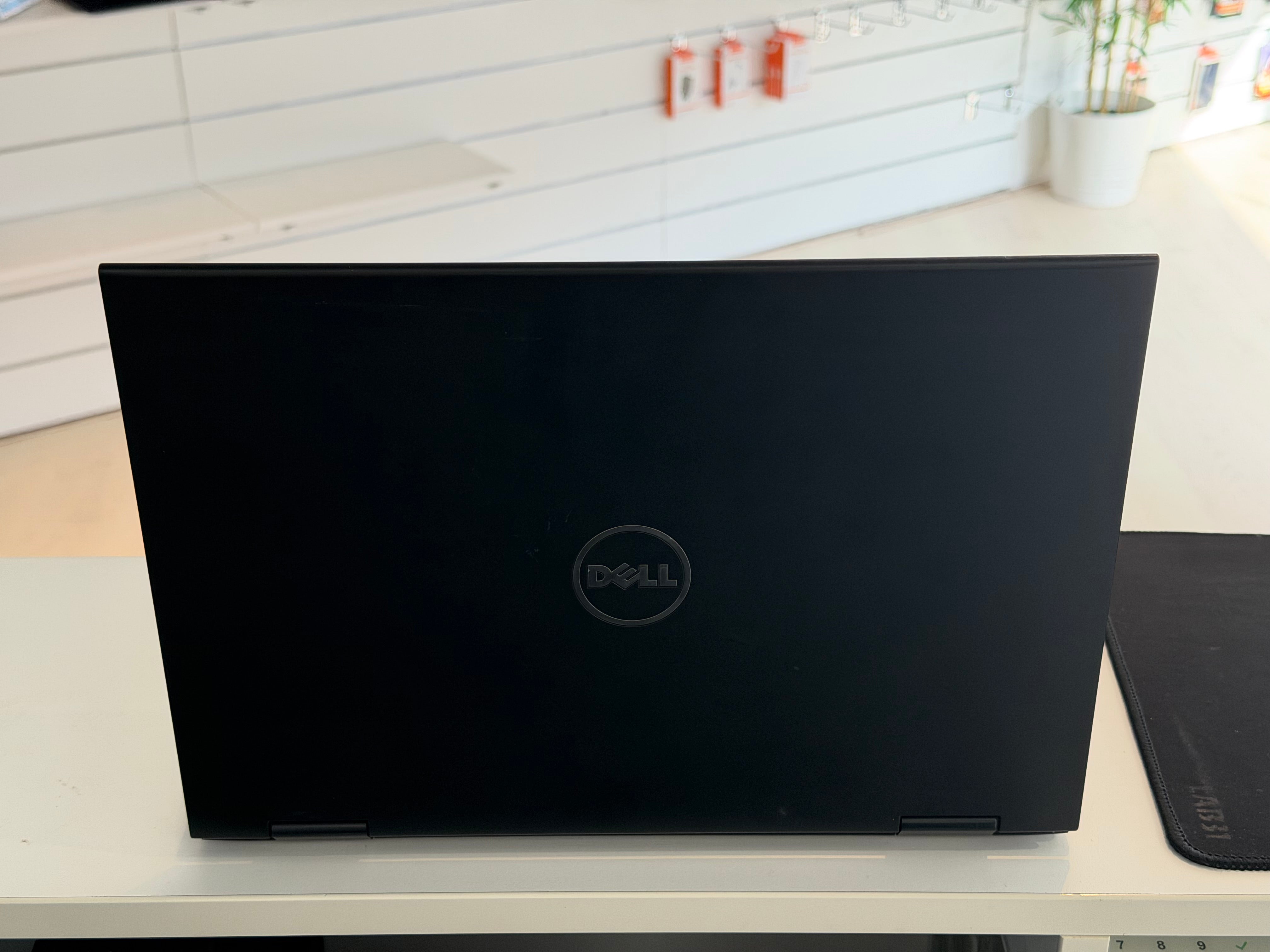 Dell Latitude 3390 Touchscreen | i3 | 8GB | 240GB SSD | Windows 11 Pro